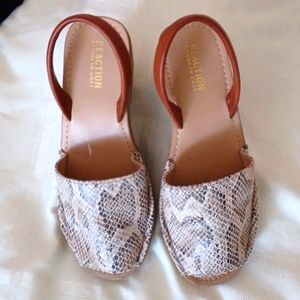 Kenneth Cole Reaction, snake skin, peek-a-boo front, Slip-on wedges. Size 7.5
